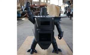 ロボット型　薪ストーブ